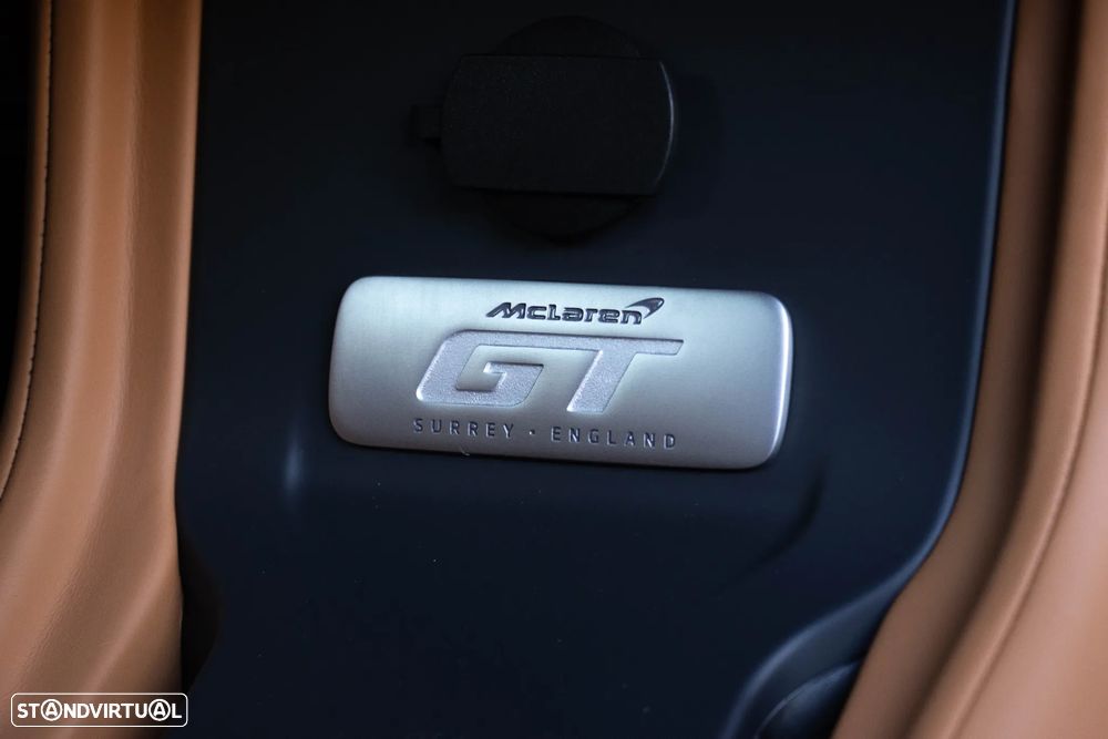 McLaren GT - 42