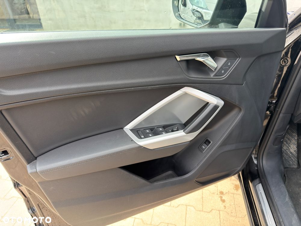 Audi Q3 Sportback 35 TDI S tronic S line - 9