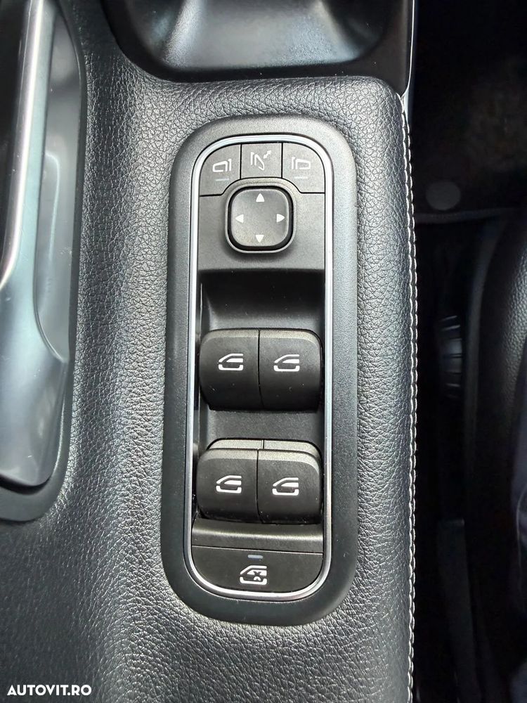 Mercedes-Benz A 180 d Sedan 7G-DCT Progressive - 25