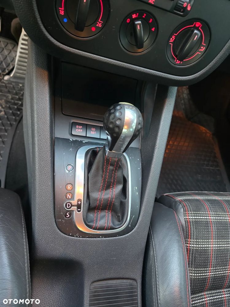 Volkswagen Golf 2.0 TSI GTI Edition 30 DSG - 14