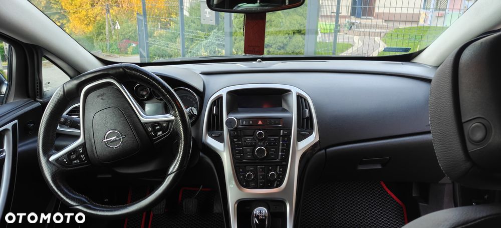 Opel Astra - 10