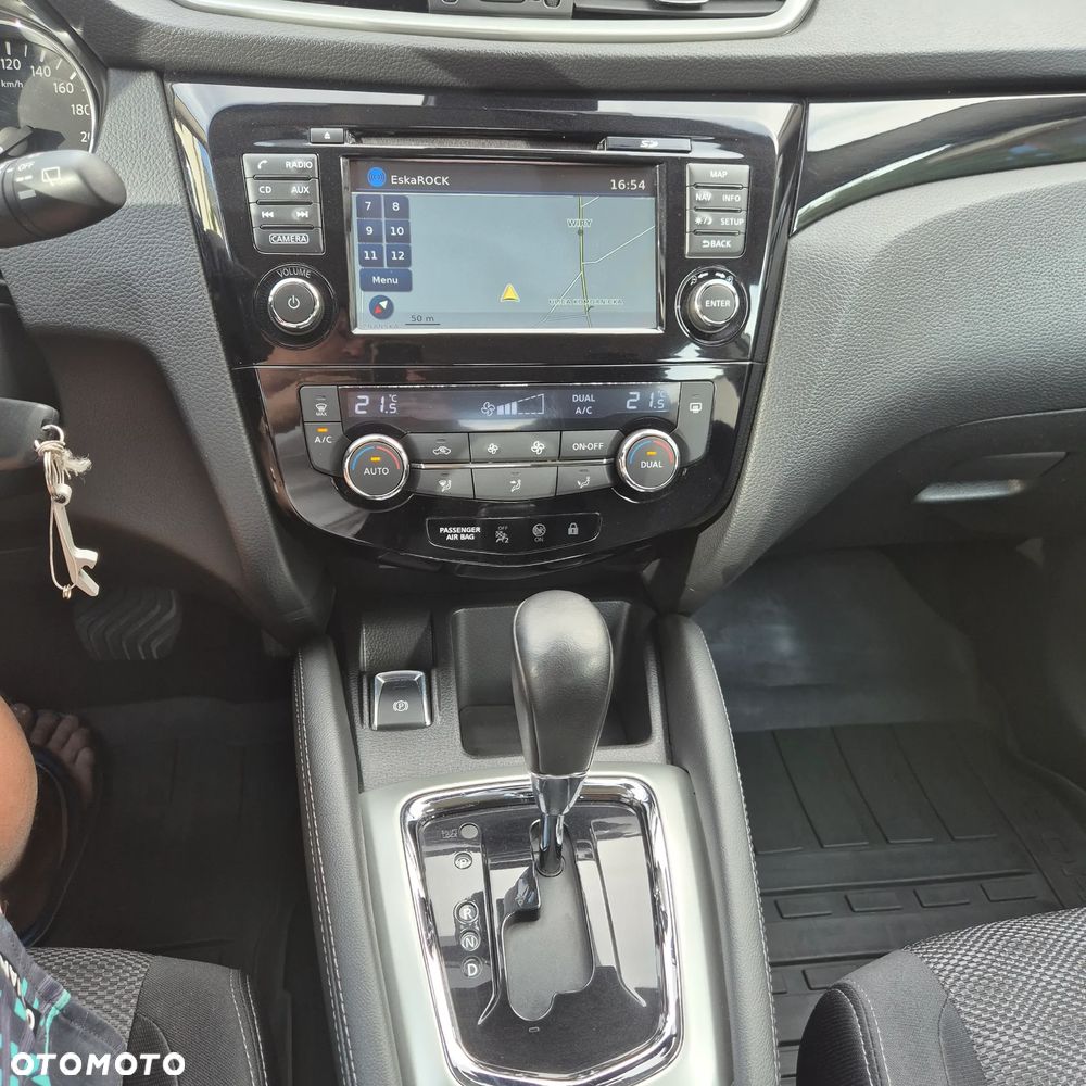 Nissan Qashqai 1.2 DIG-T Acenta Xtronic EU6 - 8