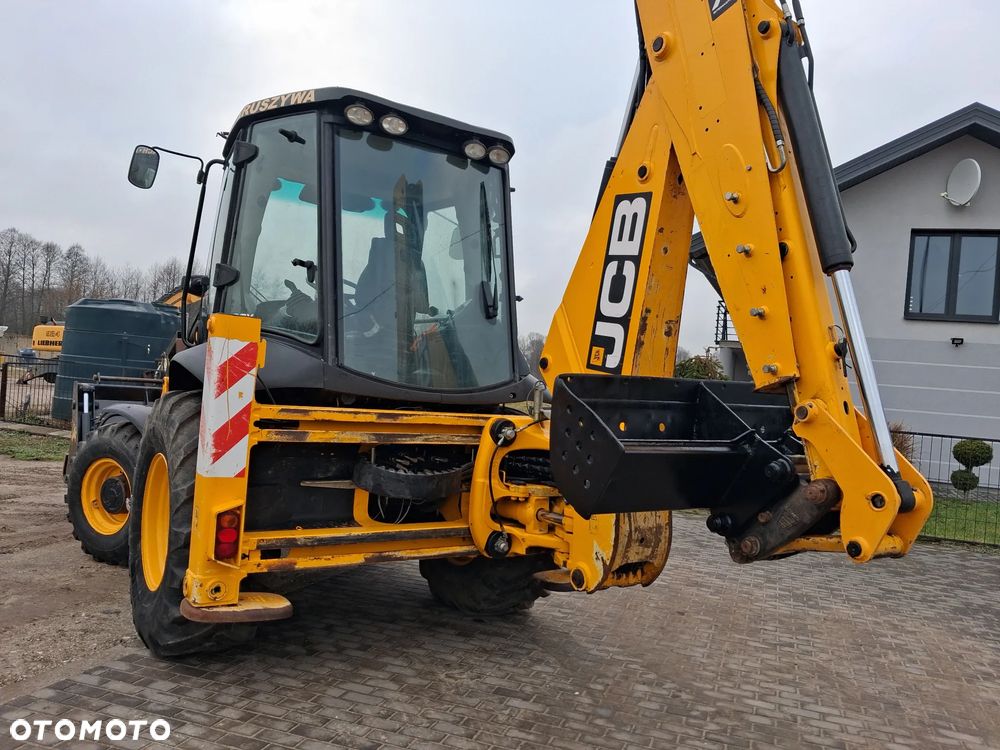 JCB 3CX - 19