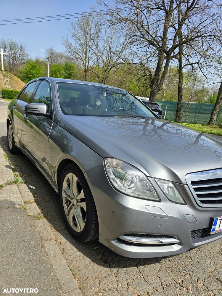 Mercedes-Benz E 220 CDI DPF BlueEFFICIENCY Automatik Avantgarde - 1
