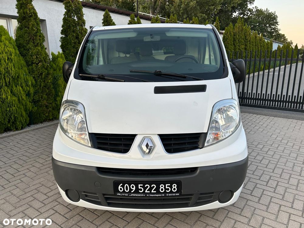 Renault Trafic - 12