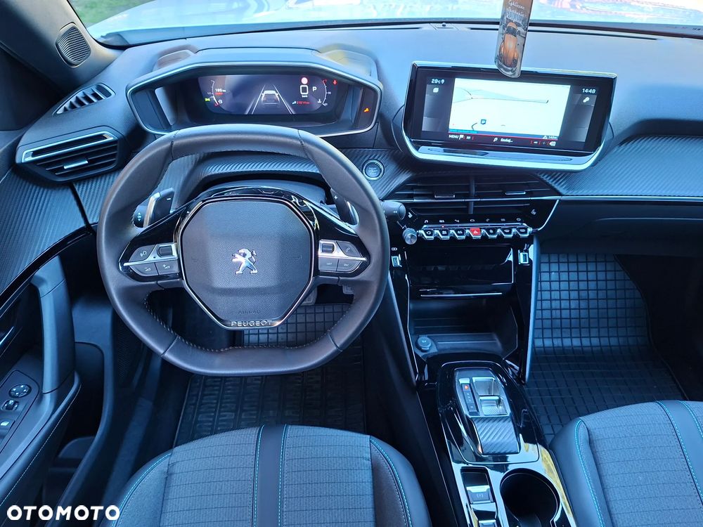 Peugeot 2008 1.2 PureTech Allure Pack S&S EAT8 - 27