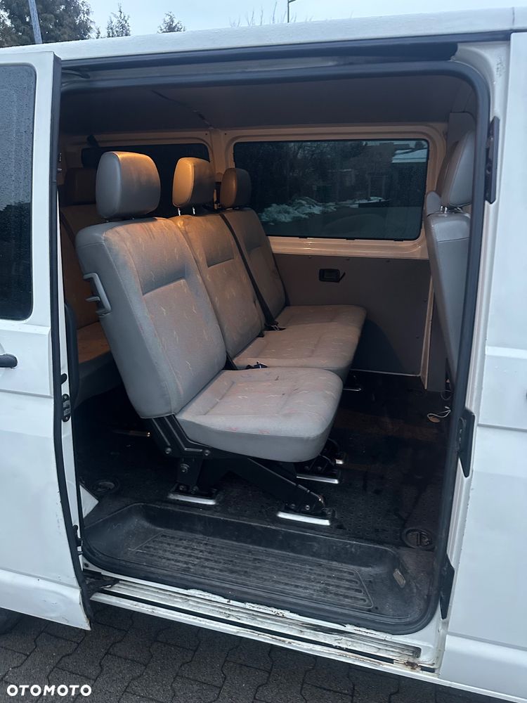 Volkswagen Transporter - 4