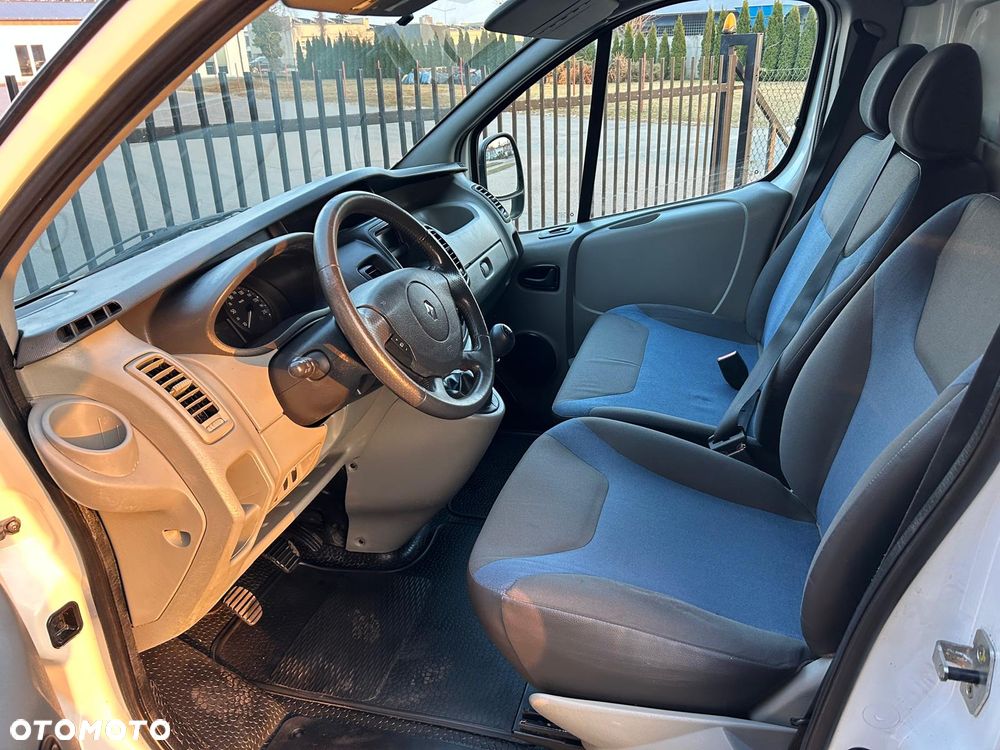 Renault Trafic - 19