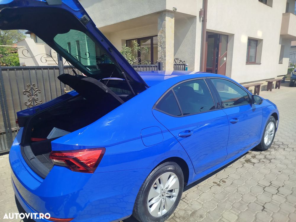 Skoda Octavia 2.0 TDI DSG Style - 10
