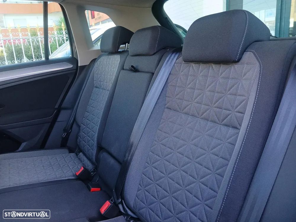 VW Tiguan 2.0 TDI Confortline DSG - 9