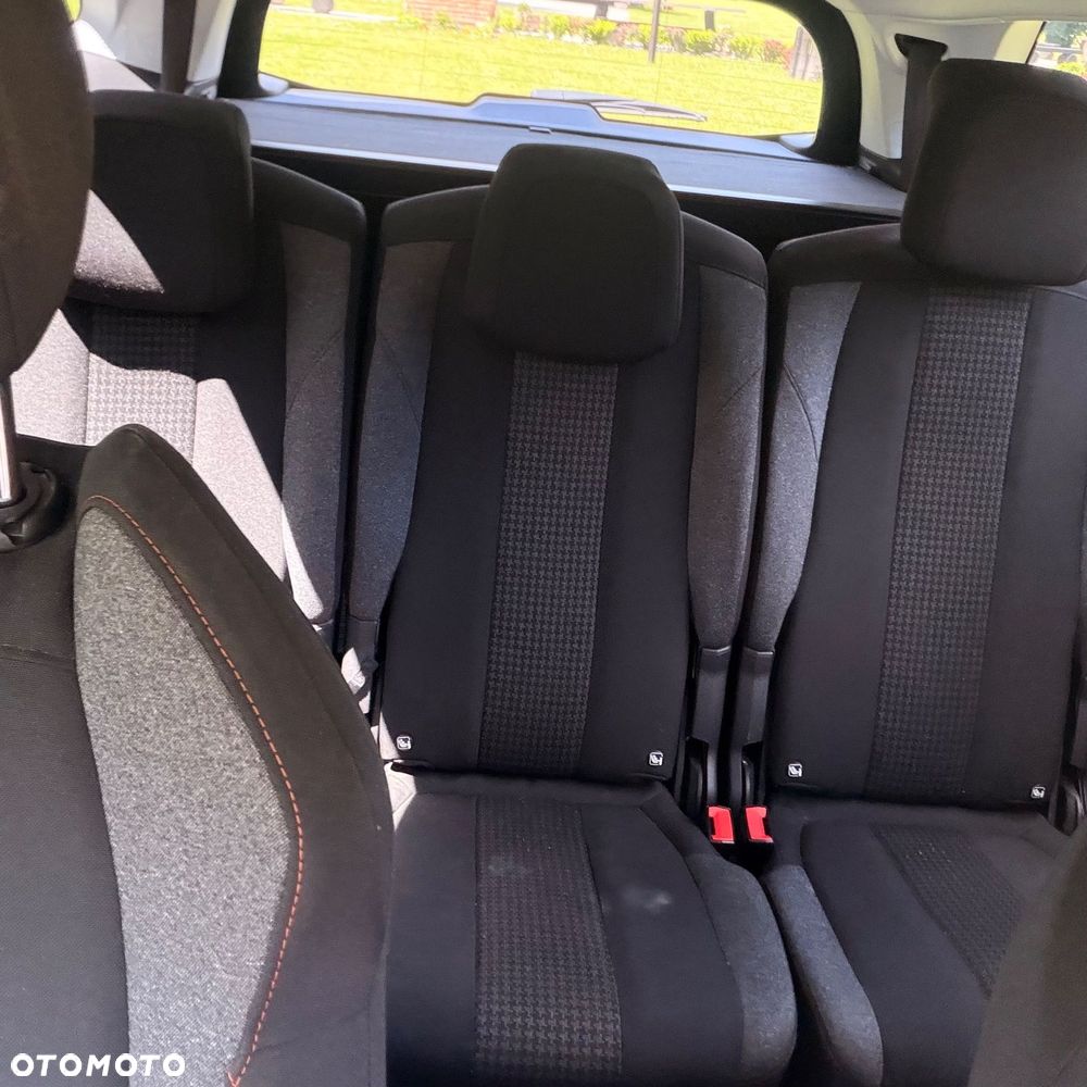 Peugeot 5008 1.2 PureTech Active S&S - 16