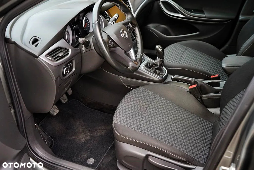 Opel Astra - 14