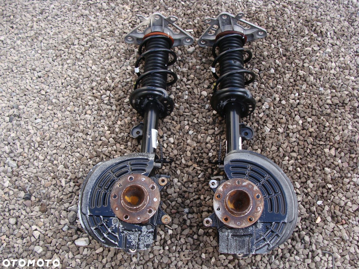 ZWROTNICA AMORTYZATOR PRAWY TYŁ FIAT 500X JEEP RENEGADE 00520360210 - 1