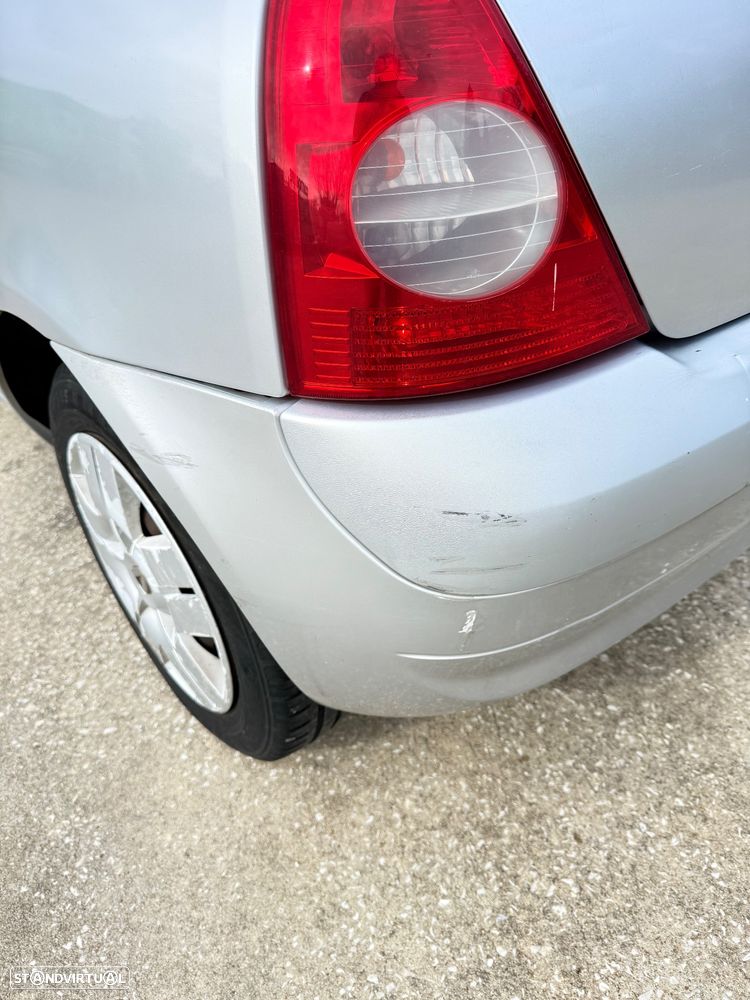 Renault Clio 1.2 16V Authentique - 12