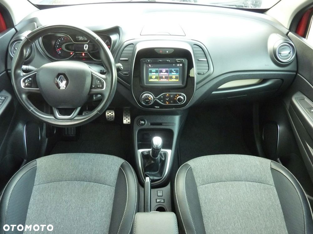 Renault Captur - 16