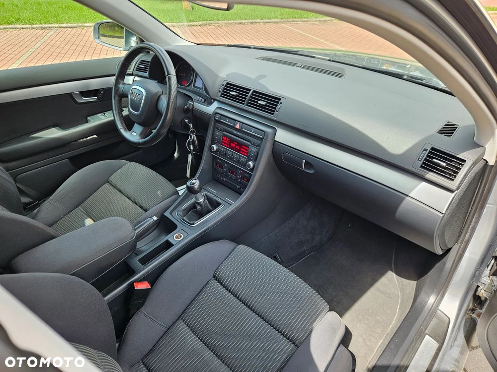 Audi A4 Avant 1.8 T - 9