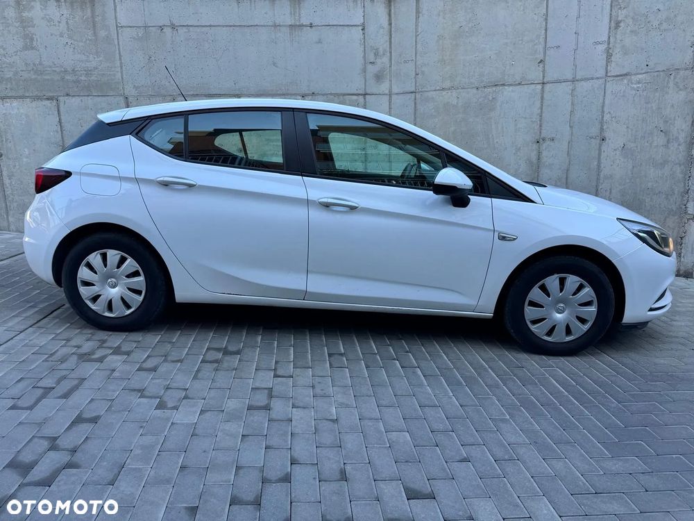 Opel Astra V 1.4 Enjoy - 3