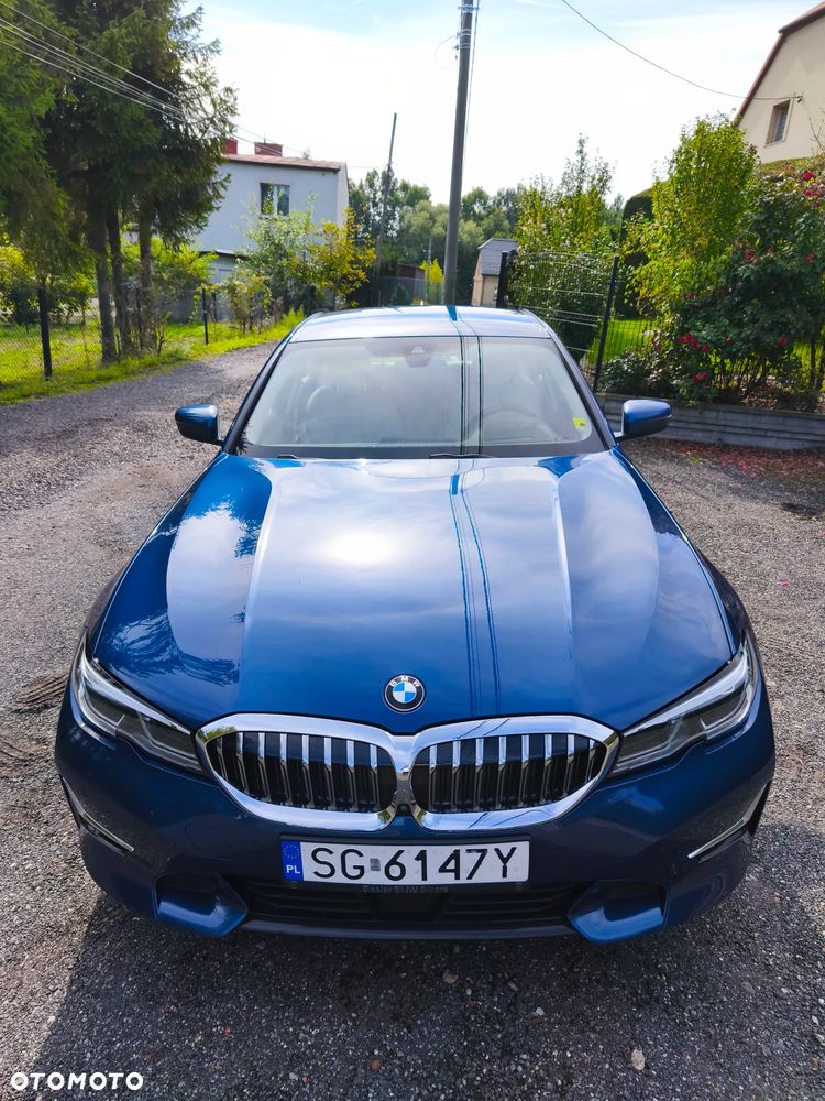 BMW Seria 3 320d xDrive MHEV Luxury Line - 2