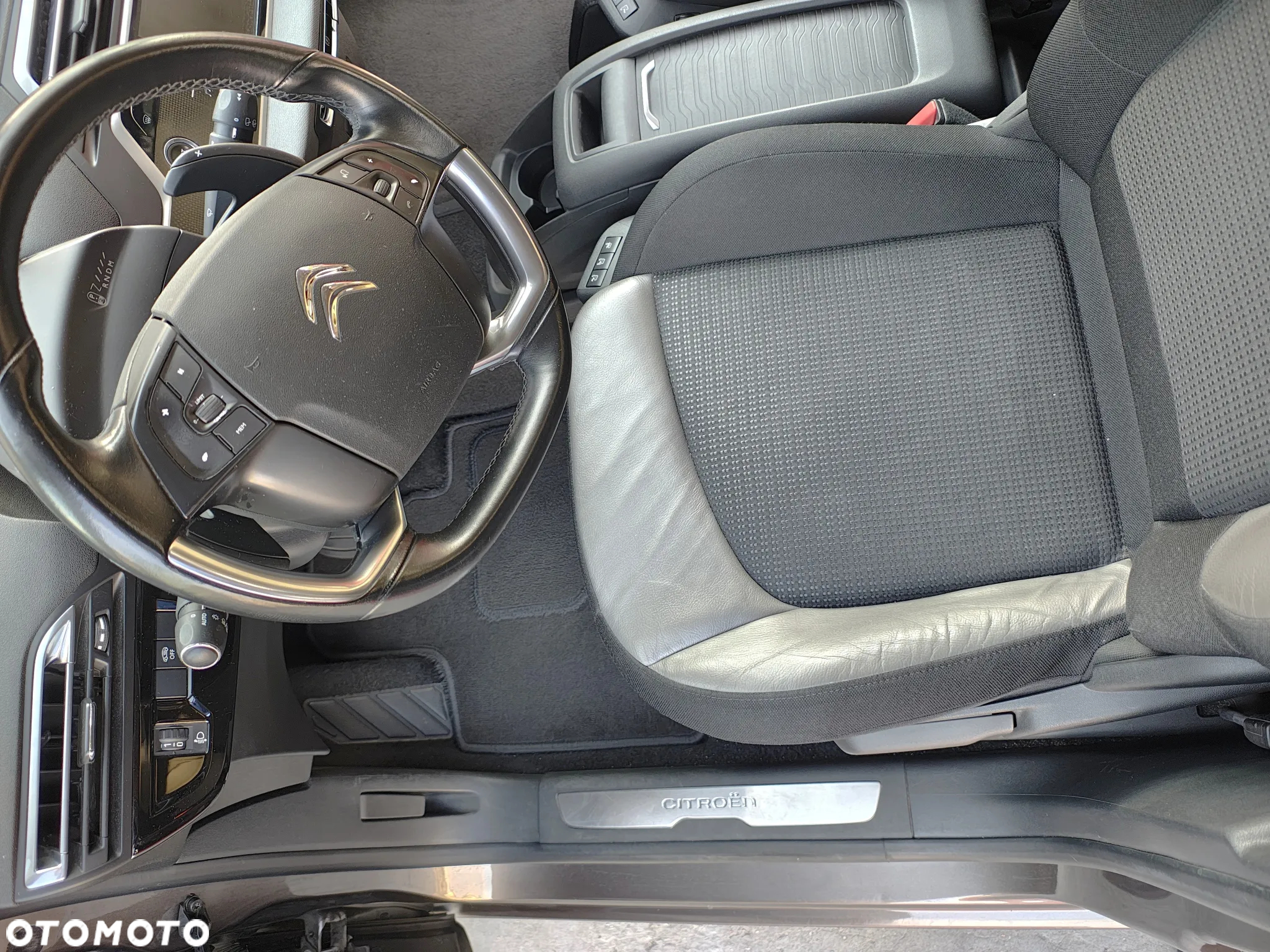 Citroën C4 Picasso - 13