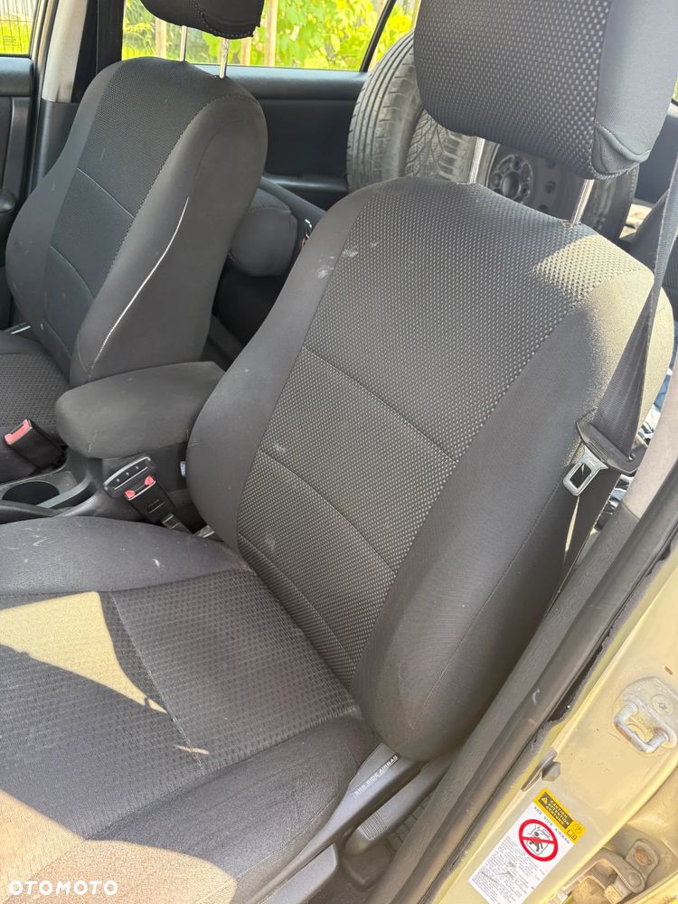 Toyota Corolla 1.4 D-4D Sol - 8