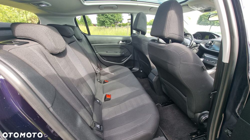 Peugeot 308 1.6 BlueHDi Style S&S - 19