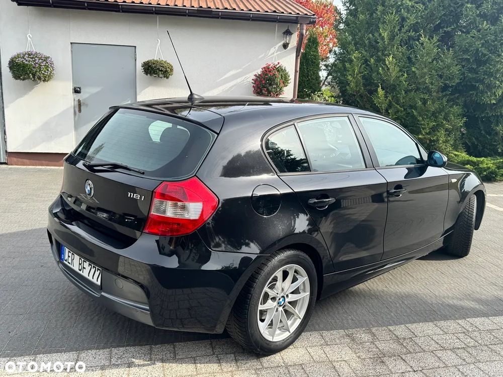 BMW Seria 1 118i - 38