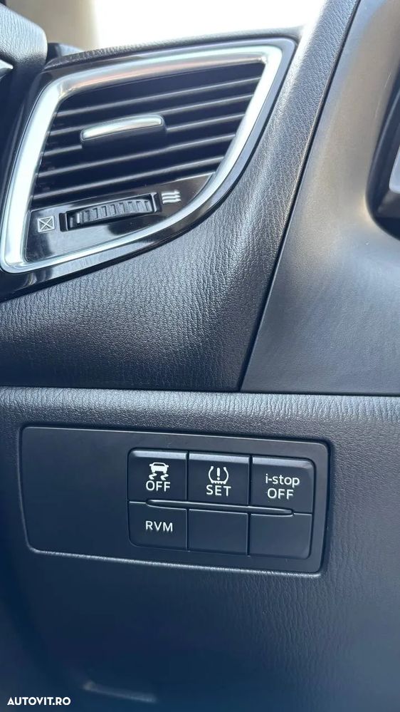 Mazda 3 SKYACTIV-D 150 Exclusive-Line - 29