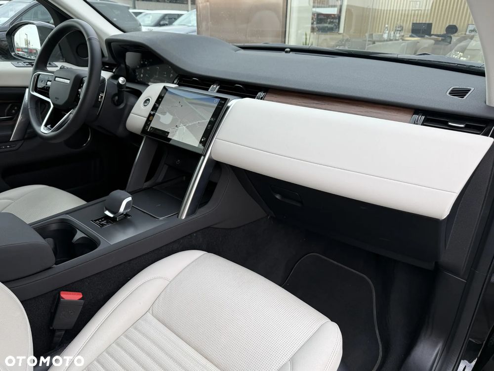Land Rover Discovery Sport D200 - 9