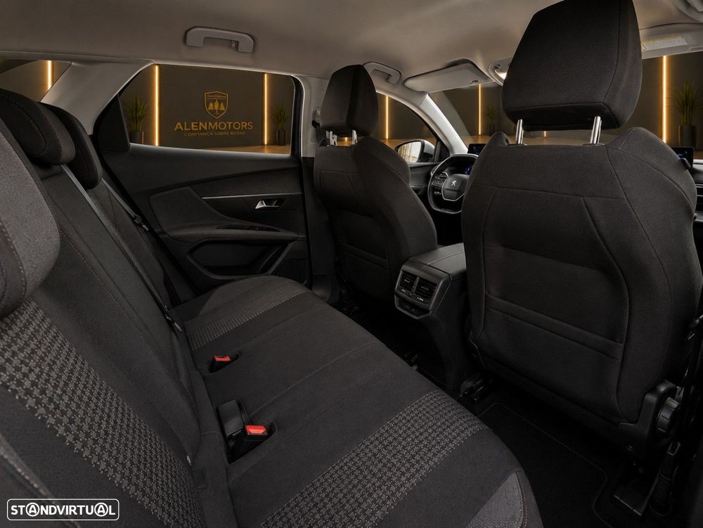 Peugeot 3008 1.2 PureTech Active - 15