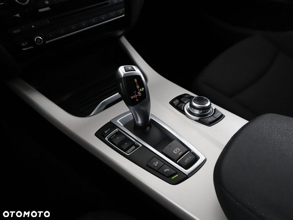 BMW X3 xDrive20d - 29