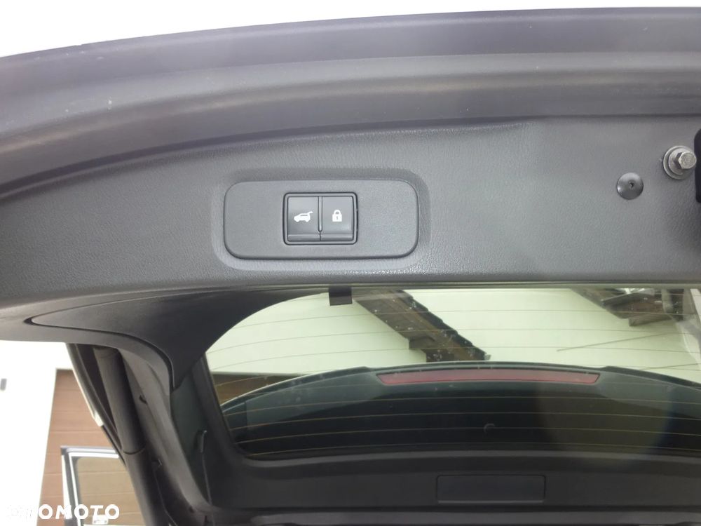 Nissan Qashqai 1.3 DIG-T N-Connecta DCT - 12