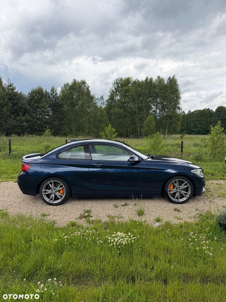 BMW Seria 2 220d Sport Line - 8