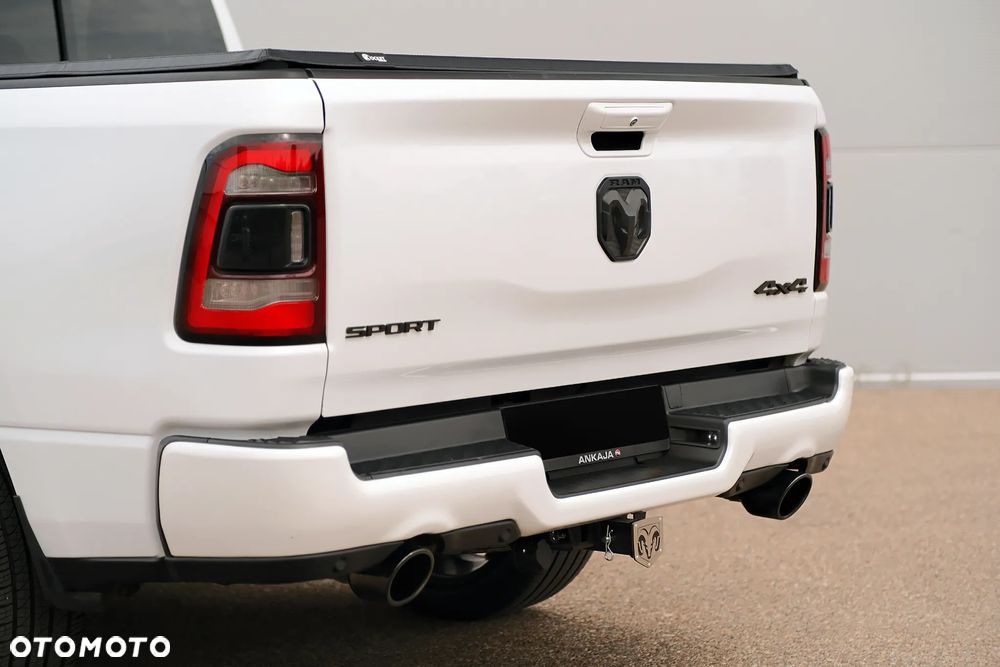 RAM 1500 5.7 Crew Cab Shortbed Laramie Sport - 17