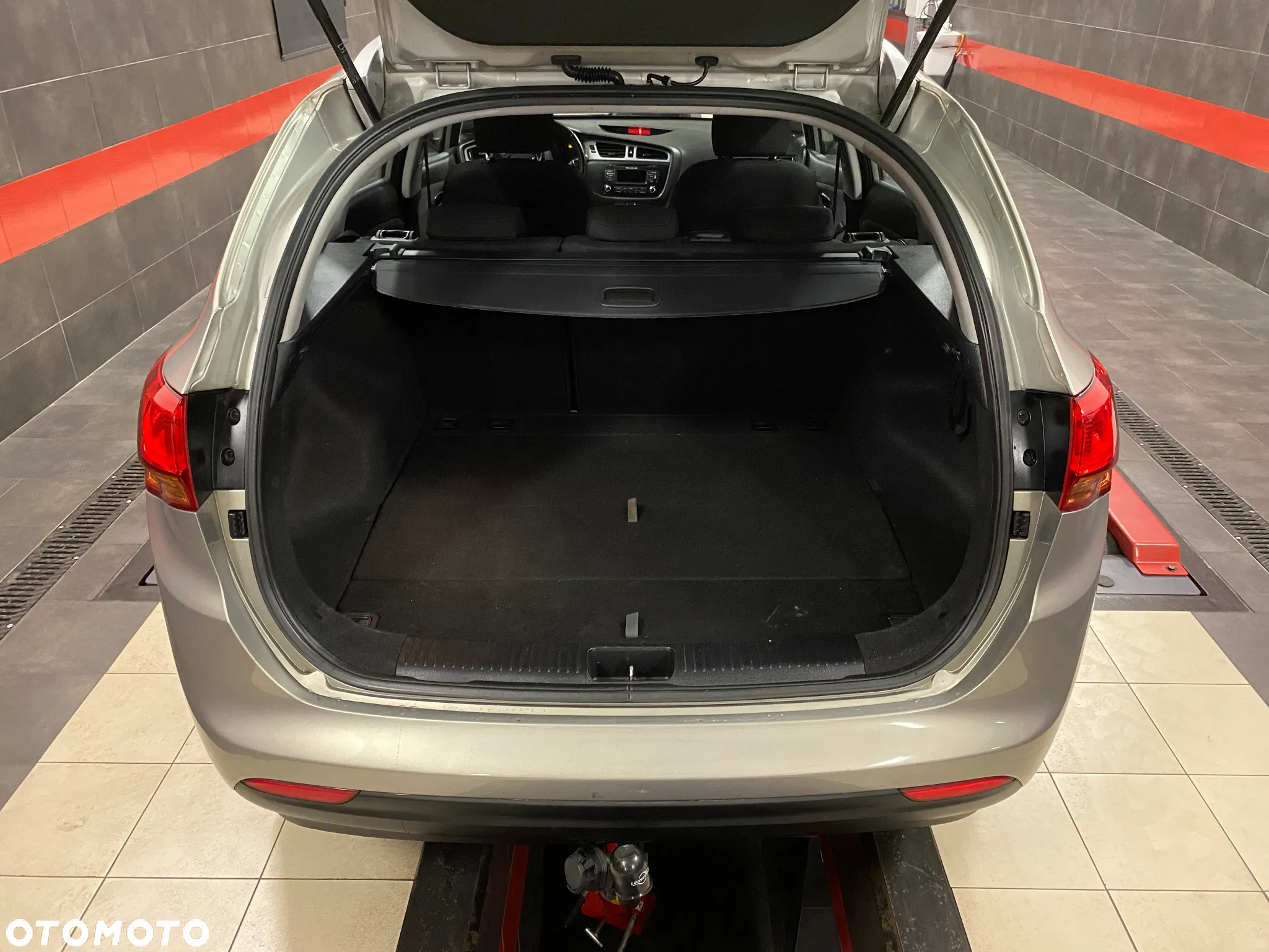 Kia Ceed 1.6 GDI Vision - 11