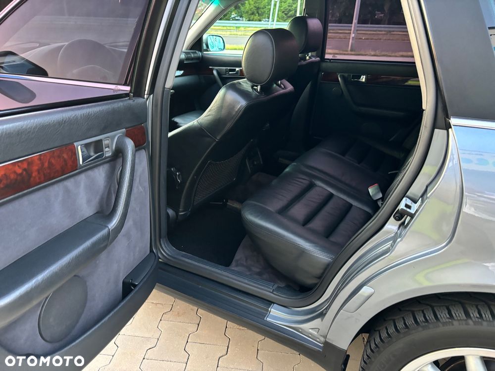 Audi A6 Avant 2.8 30V Quattro - 10