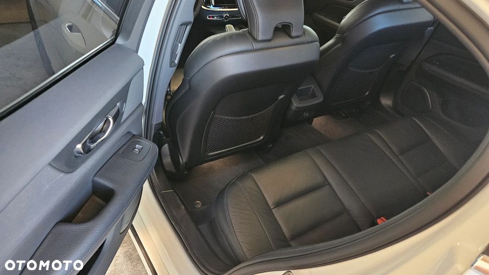 Volvo S60 B4 B Inscription - 25