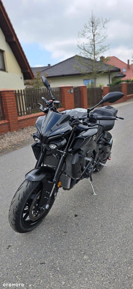 Yamaha MT - 16