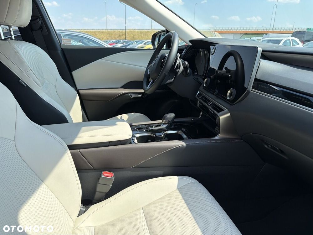 Lexus RX - 28