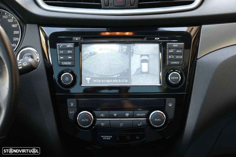 Nissan Qashqai 1.5 dCi N-Connecta 18 - 11