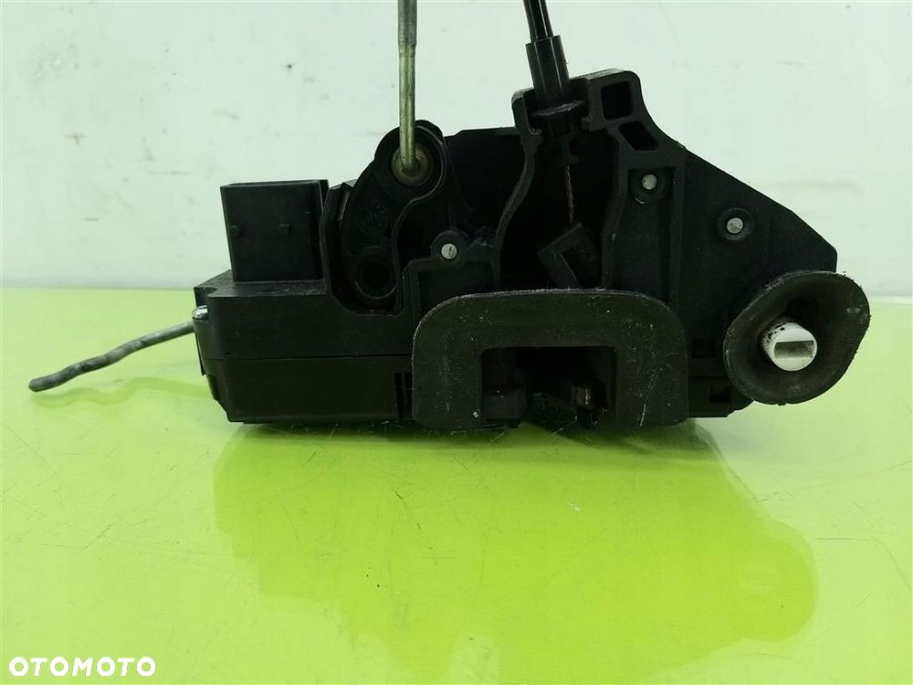 Zamek drzwi tył lewy Chevrolet HHR 2005-2011 - 6