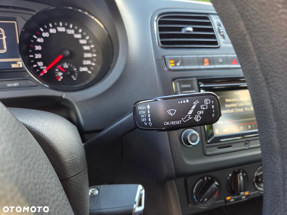 Volkswagen Polo 1.0 (Blue Motion Technology) Trendline - 26