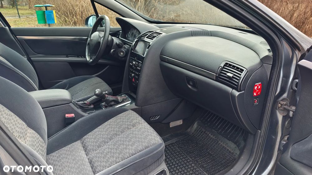 Peugeot 407 1.6 HDI Premium - 28