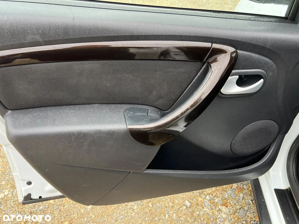Dacia Duster 1.5 dCi Laureate 4x4 - 19