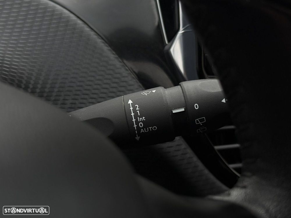 Peugeot 208 1.6 BlueHDi Allure - 9