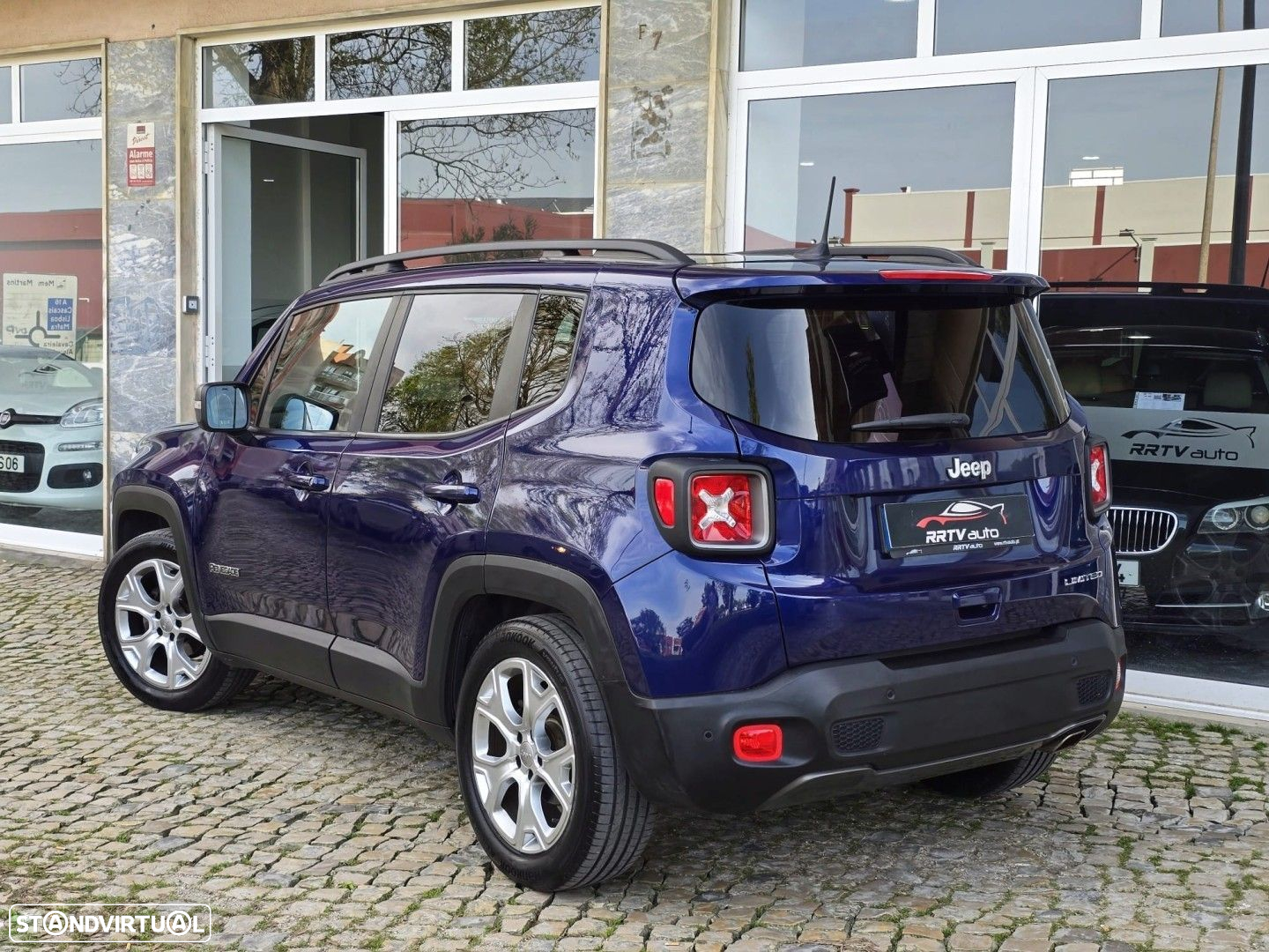 Jeep Renegade 1.0 T Limited - 12