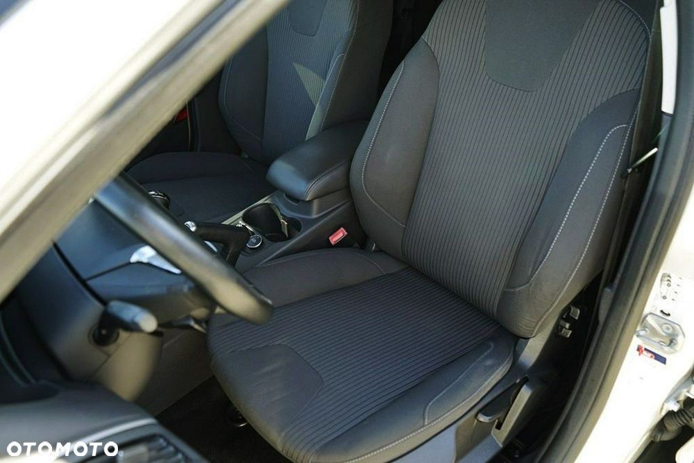 Ford Focus - 17