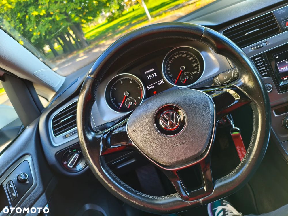 Volkswagen Golf 1.6 TDI BlueMotion Technology Cup - 32