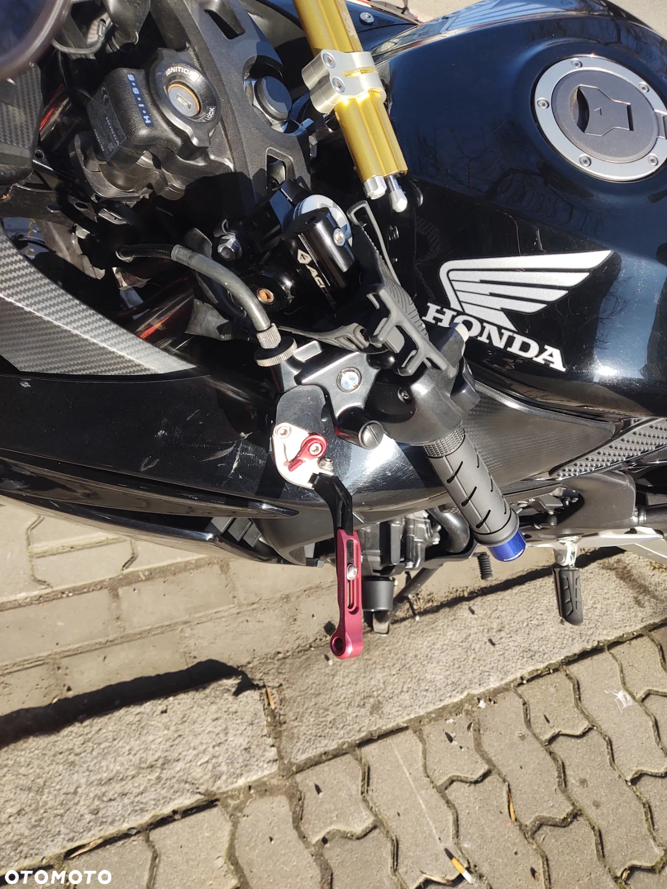 Honda CBR - 9