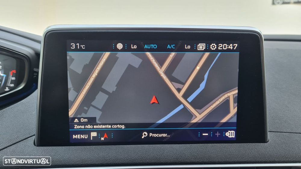 Peugeot 5008 1.6 BlueHDi Allure EAT6 - 18