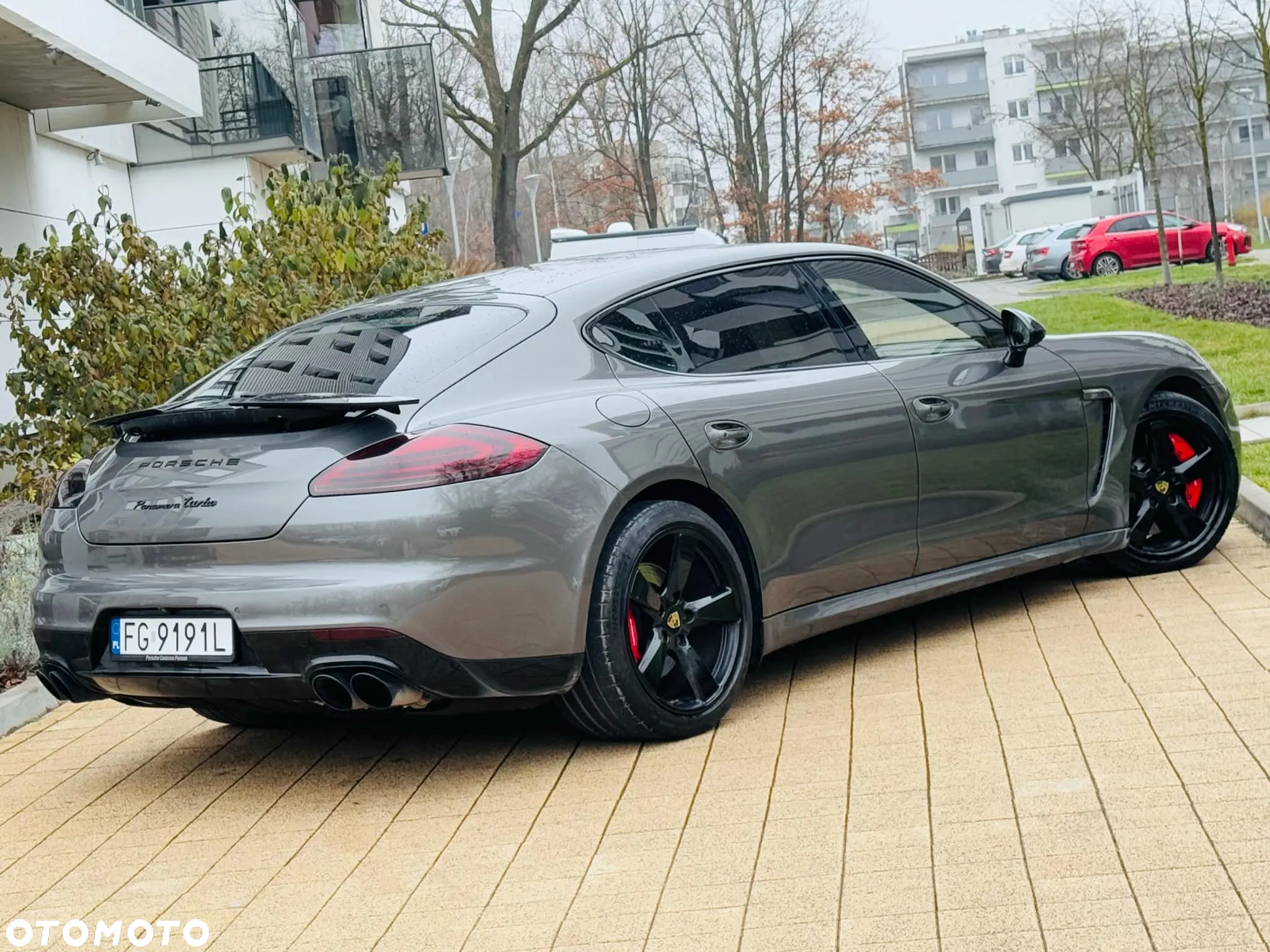 Porsche Panamera Turbo Executive - 15